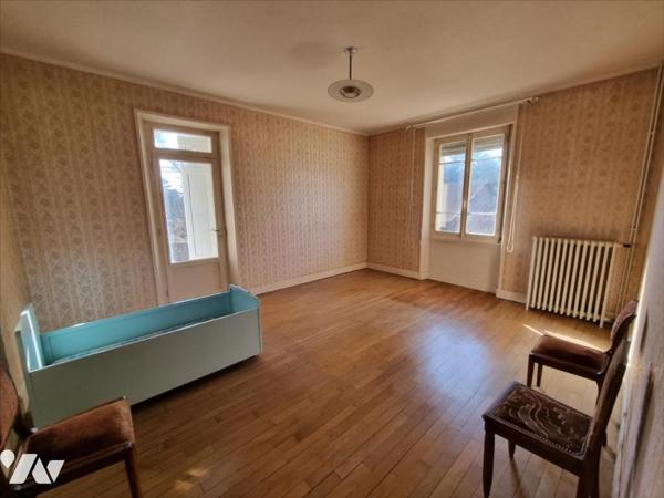 GRAY (70) MAISON D'ARCHITECTE DE 1935 SUR 871 M² DE TERRAIN