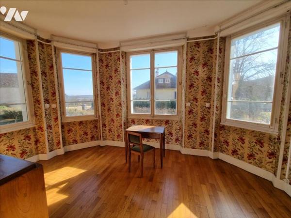 GRAY (70) MAISON D'ARCHITECTE DE 1935 SUR 871 M² DE TERRAIN