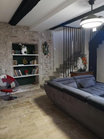 Maison à vendre 8 pièces DOUELLE (46)