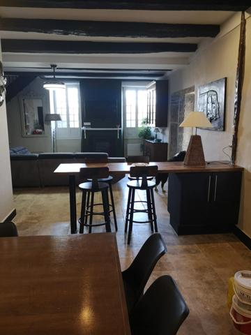 Maison à vendre 8 pièces DOUELLE (46)