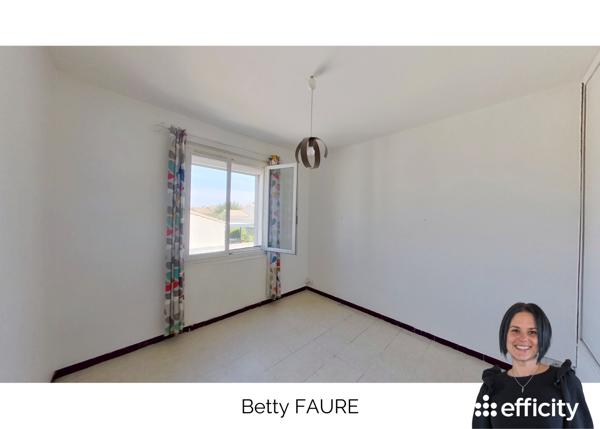 Maison
         3 pièces
        - 70 m² 240 000 € *