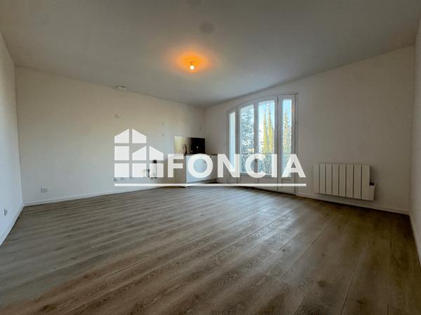 Location Appartement 3 pièces 53.4 m² - Villa Mon Plaisir 4060 Corniche Marius Escartefigue Toulon 83000
