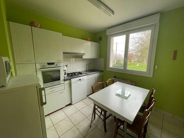 Maison Acigné 5 pièce(s) / Calme/ terrain 1300 m² / stockage / 3 chambres.