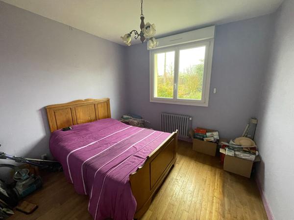 Maison Acigné 5 pièce(s) / Calme/ terrain 1300 m² / stockage / 3 chambres.