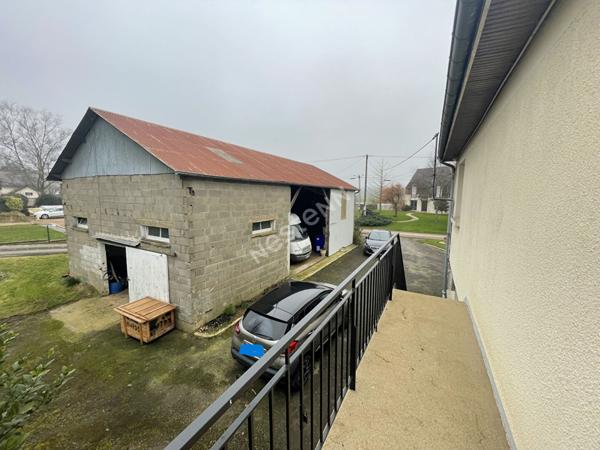 Maison Acigné 5 pièce(s) / Calme/ terrain 1300 m² / stockage / 3 chambres.
