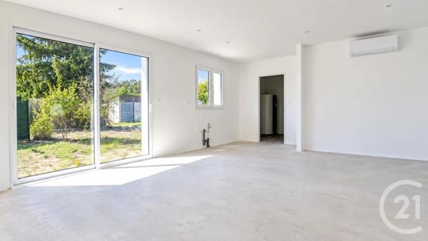 Maison à vendre  5 pièces - 91 m 2   LEOGNAN  - 33