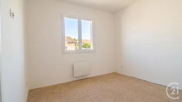 Maison à vendre  5 pièces - 91 m 2   LEOGNAN  - 33