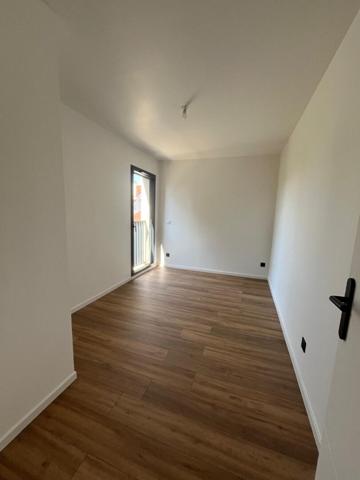 Maison Montreuil 5 pièce(s) 114.1 m2