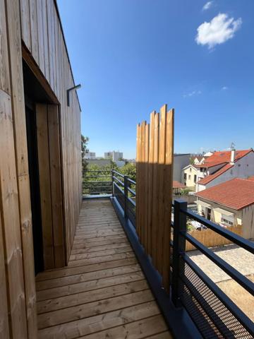 Maison Montreuil 5 pièce(s) 114.1 m2