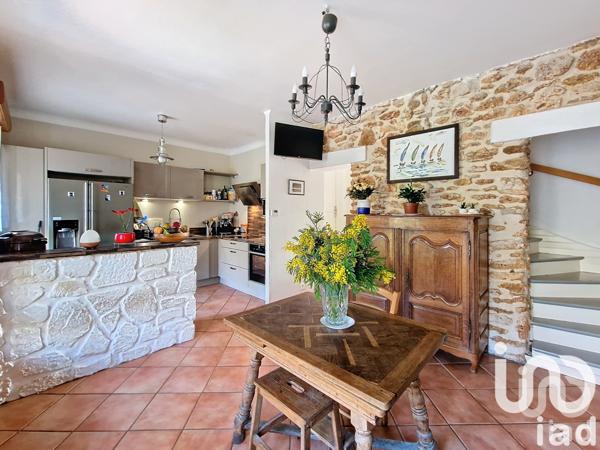 Maison à vendre 6 pièces 137 m² Saint-Fargeau-Ponthierry