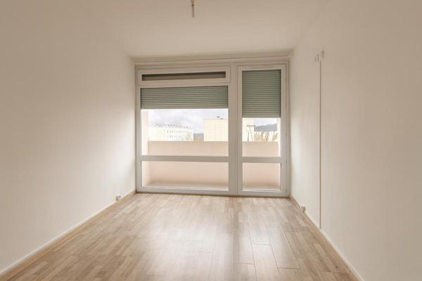Appartement  4 pièces 92 m2