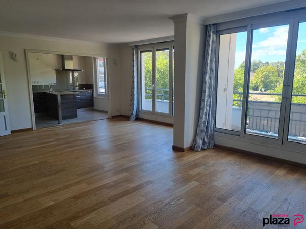 Appartement 4 pièces 118.78 m2