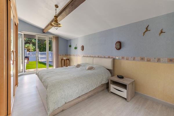 Maison Cestas 6 pièce(s) 153 m2
