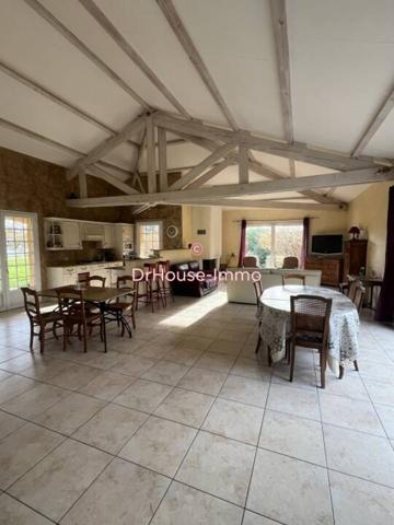 Maison à vendre 6 pièces de 217 m²