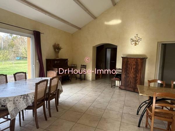 Maison à vendre 6 pièces de 217 m²