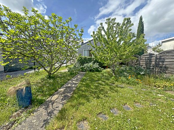 Maison Saint Jean De La Ruelle - Limite Orleans 38 m2