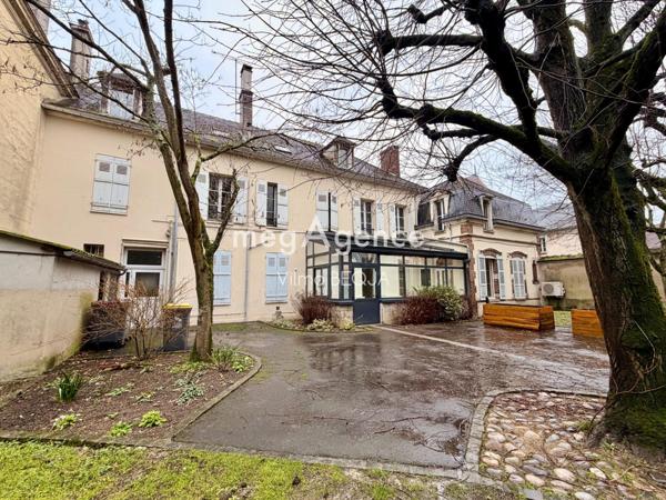 Immeuble à SENS, 89100 - 419m²