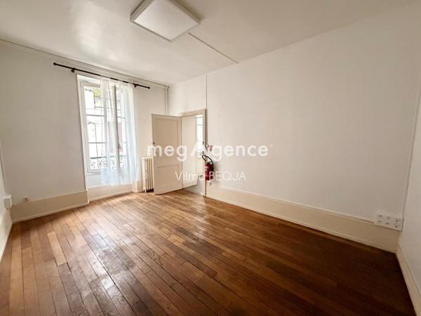 Immeuble à SENS, 89100 - 419m²