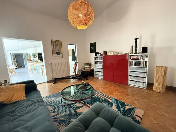 La Rochelle (17000) Maison plain-pied 165m2 (dont 24m2 en étage), 3 chambres, patio et garage