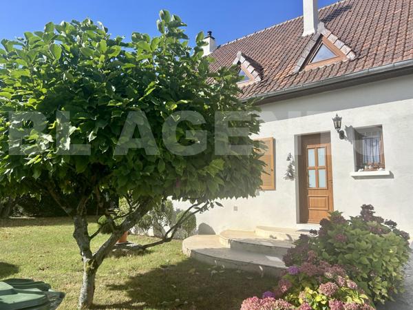 Maison familiale 228 m² avec jardin arboré – Trilport