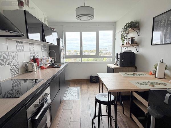 Appartement à vendre à Rennes en Ille-et-Vilaine (35000), ref : 001-473   
BOURG L'EVÊQUE