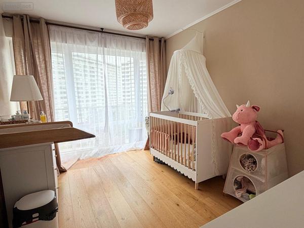 Appartement à vendre à Rennes en Ille-et-Vilaine (35000), ref : 001-473   
BOURG L'EVÊQUE