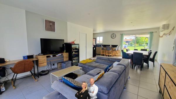 Maison contemporaine avec piscine