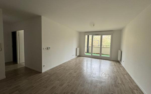 Appartement à louer    3 pièces • 54,61 m2 Dammarie-les-Lys