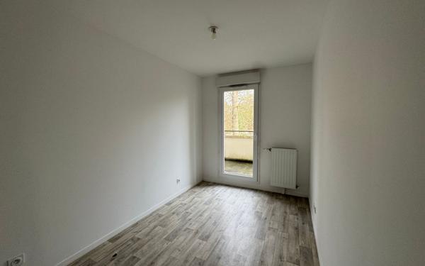 Appartement à louer    3 pièces • 54,61 m2 Dammarie-les-Lys