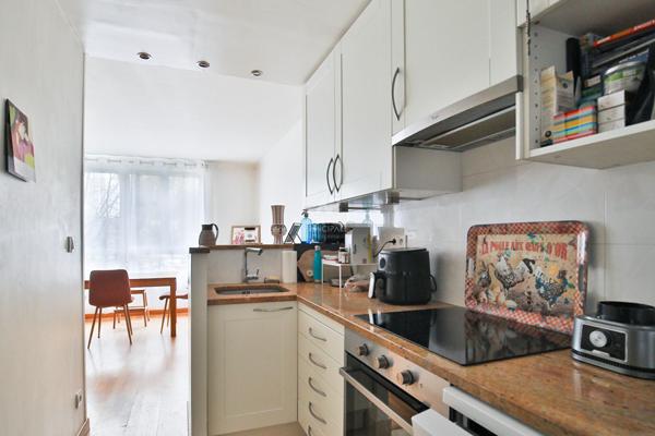 SEVRES CENTRE - APPARTEMENT 3 CHAMBRES €415 000 ** - Référence 538-S