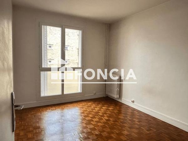 Location Appartement 5 pièces 107.5 m² - 78 avenue du général michel bizot Paris 75012