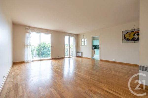 Appartement F4 à vendre  5 pièces - 108,20 m 2   LA VARENNE ST HILAIRE  - 94