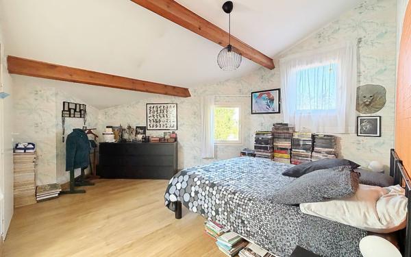 Maison à vendre    5 pièces • 185 m2 Tournefeuille