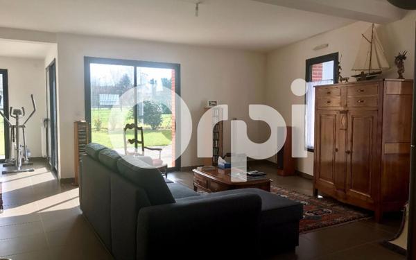 Maison à vendre    6 pièces • 166,45 m2 Compiègne