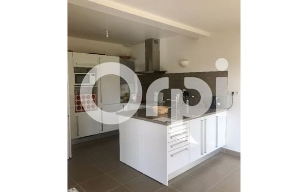 Maison à vendre    6 pièces • 166,45 m2 Compiègne