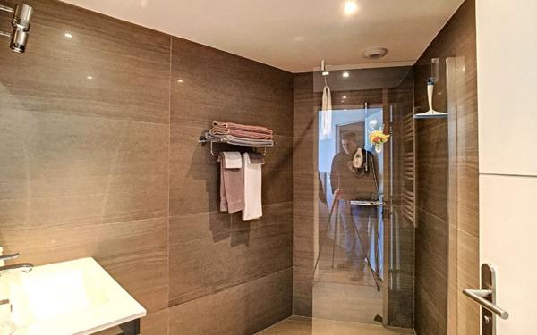 Appartement à vendre    4 pièces • 107,03 m2 Cagnes-sur-Mer