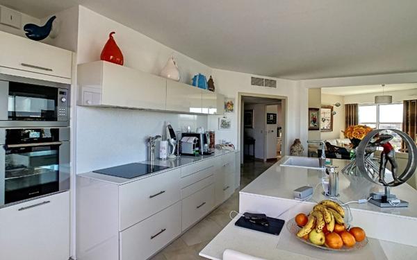 Appartement à vendre    4 pièces • 107,03 m2 Cagnes-sur-Mer