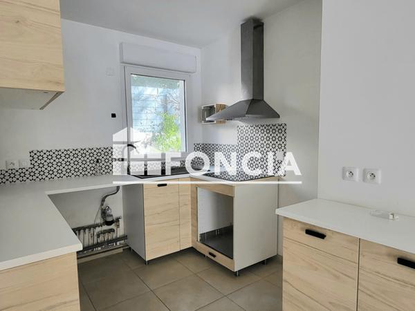 Location Appartement 3 pièces 68.2 m² - 7/9 CHEMIN DU COTON ROUGE Aix-en-provence 13100