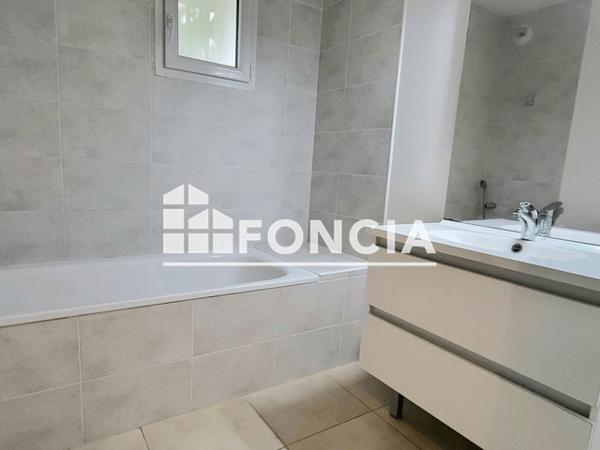 Location Appartement 3 pièces 68.2 m² - 7/9 CHEMIN DU COTON ROUGE Aix-en-provence 13100
