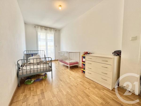 Appartement F3 à vendre  3 pièces - 55 m 2   ROSNY SOUS BOIS  - 93