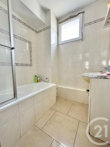 Appartement F3 à vendre  3 pièces - 55 m 2   ROSNY SOUS BOIS  - 93