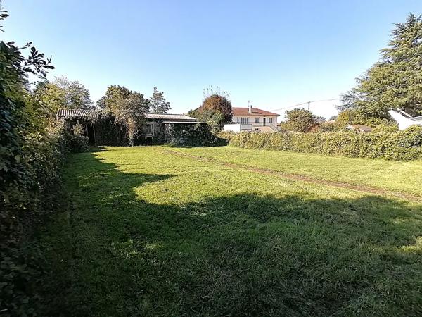 A SAISIR TERRAIN CONSTRUCTIBLE HORS LOTISSEMENT