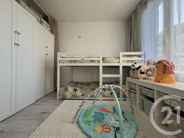 Appartement F4 à vendre  4 pièces - 62,84 m 2   SARCELLES  - 95