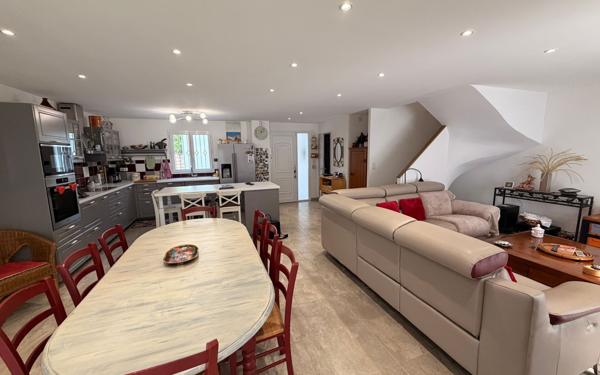 Maison à vendre    4 pièces • 123 m2 Avignon