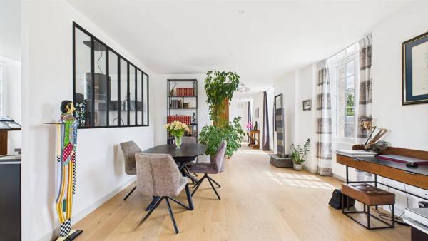 APPARTEMENT DE CHARME DANS UN CHÂTEAU — JARDIN PRIVATIF & ÉLÉGANCE HISTORIQUE