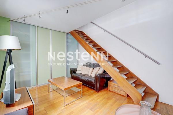 Paris 1er - Louvre / Rivoli - Duplex de charme avec parking - Dernier étage