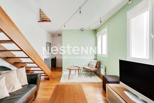 Paris 1er - Louvre / Rivoli - Duplex de charme avec parking - Dernier étage