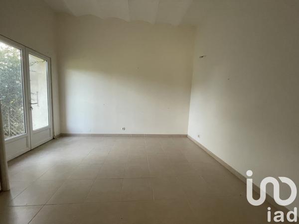 Maison à vendre 14 pièces 480 m² Lambesc