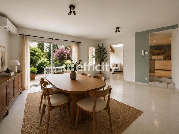 Maison
         6 pièces
        - 164 m² Bien prestige 1 150 000 € *