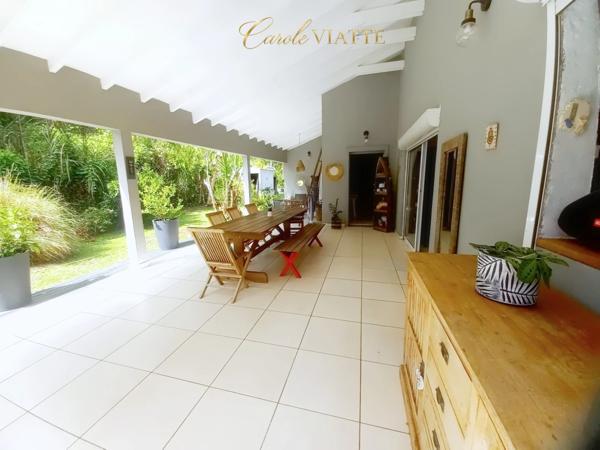 VILLA T5 & MAISON T3, PISCINE, A VENDRE ABYMES proche GOSIER et CHU